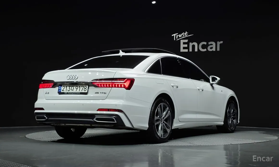 Фото 2 - Audi A6