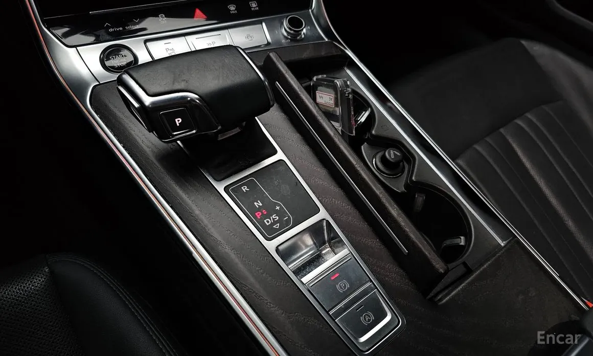 Фото 9 - Audi A6