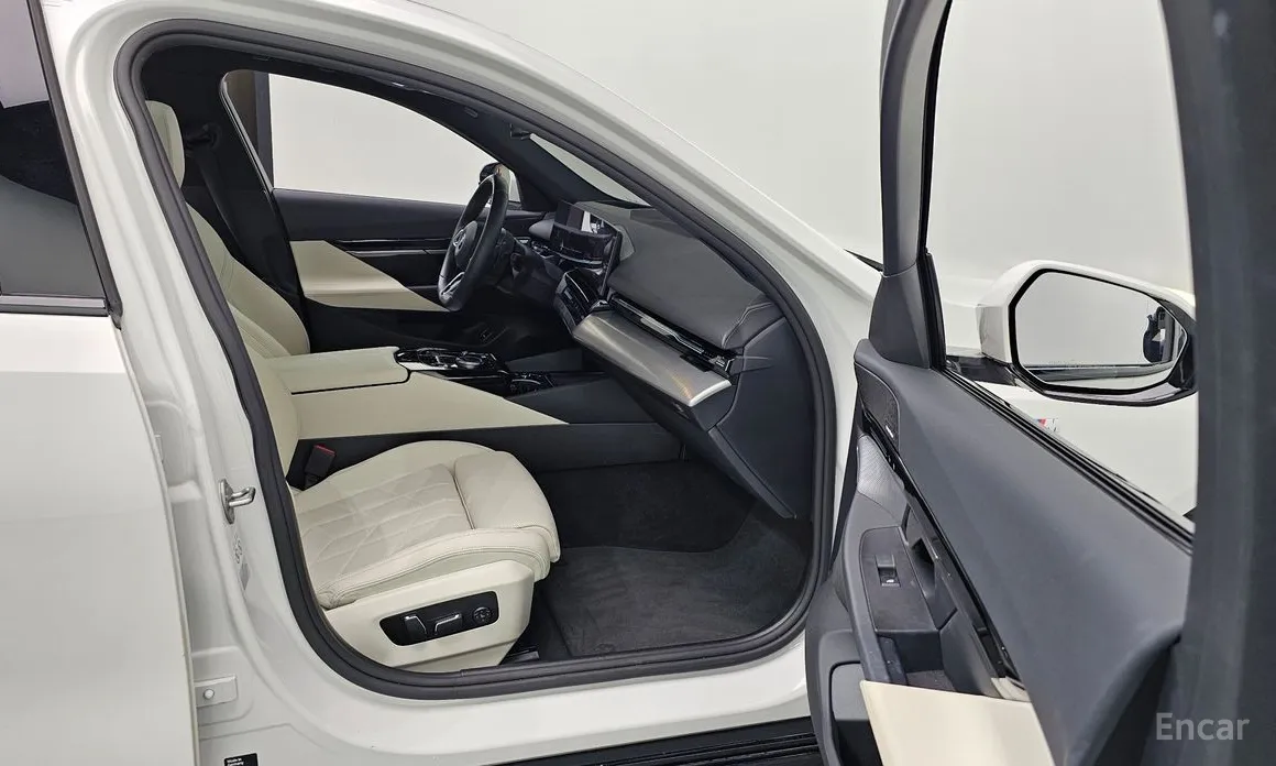 Фото 10 - BMW 5 Series