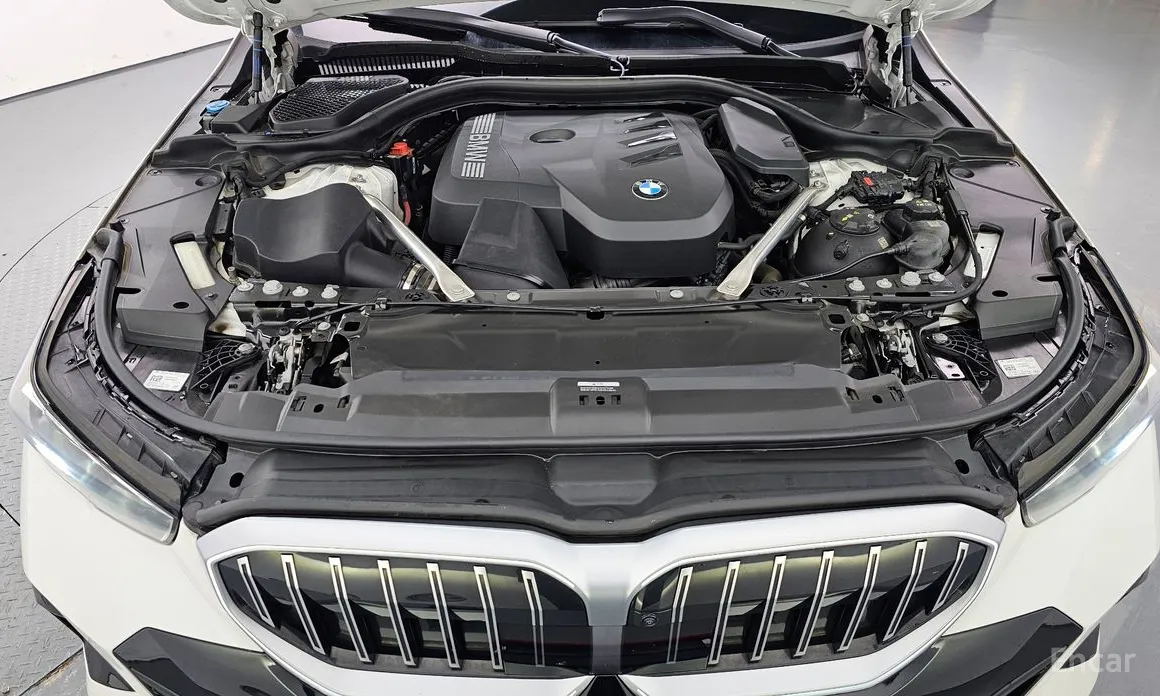 Фото 6 - BMW 5 Series