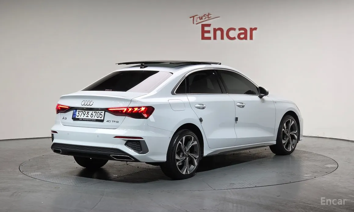 Фото 2 - Audi A3