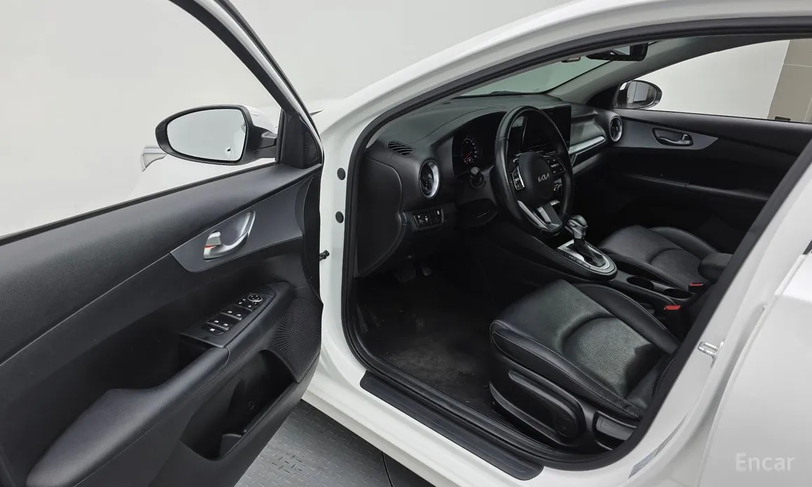 Фото 10 - Kia K3