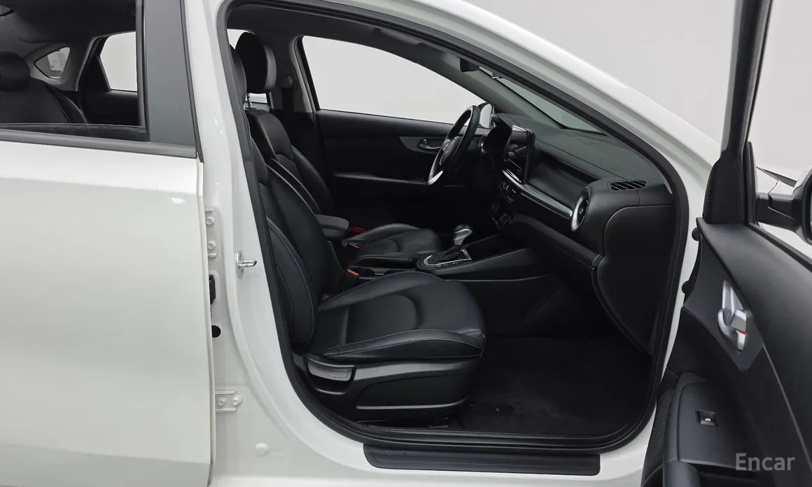 Фото 11 - Kia K3