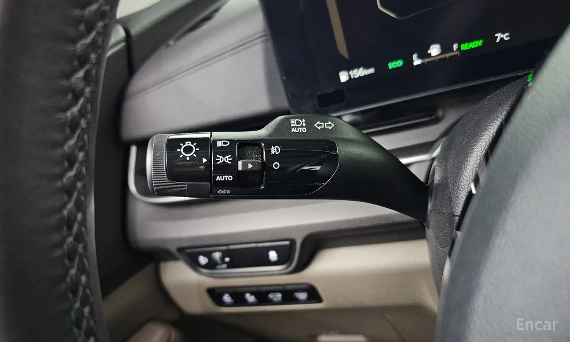 Фото 14 - Kia Carnival