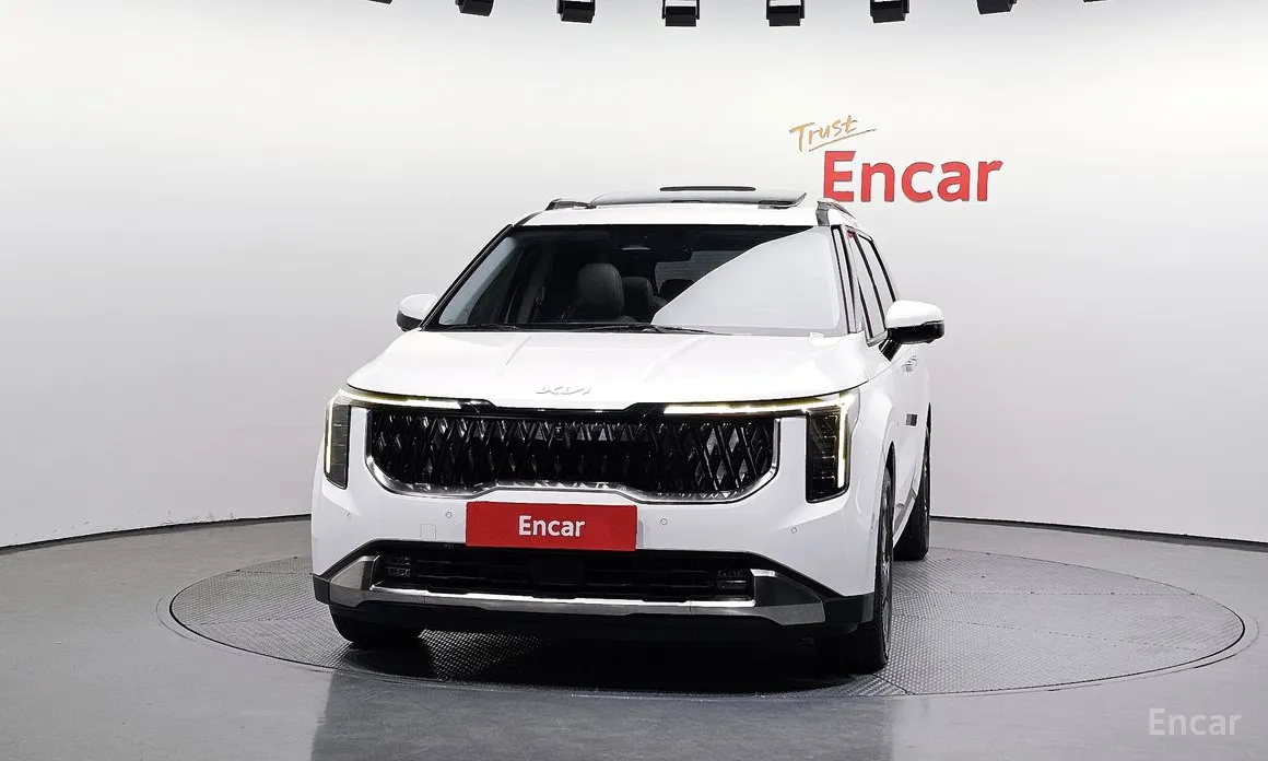 Фото 3 - Kia Carnival