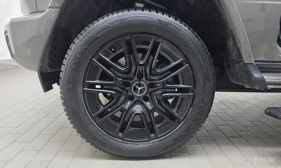 Фото 5 - Mercedes-Benz G-Class