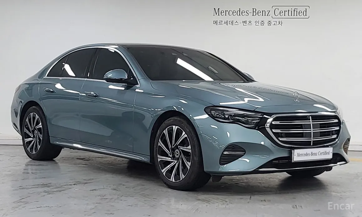 Фото 1 - Mercedes-Benz E-Class