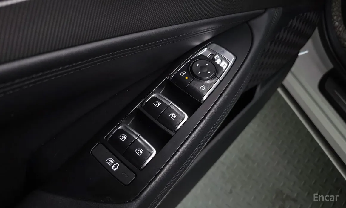 Фото 18 - Kia K8