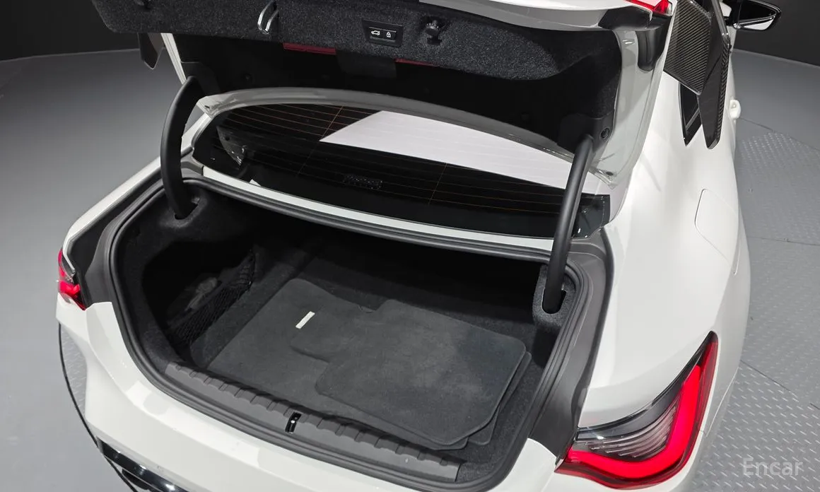 Фото 20 - BMW M4