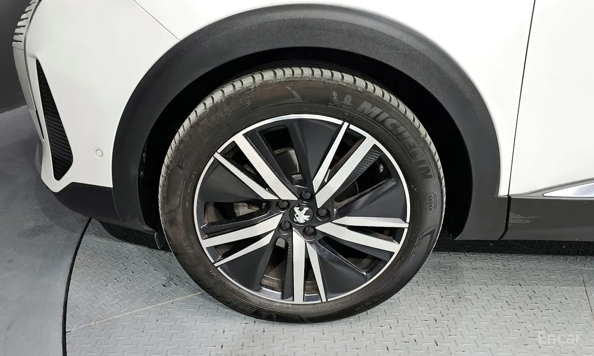 Фото 5 - Peugeot 3008