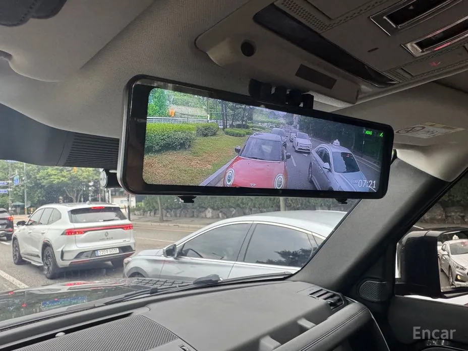 Фото 12 - Land Rover Defender