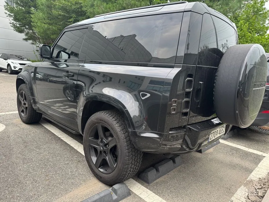 Фото 4 - Land Rover Defender