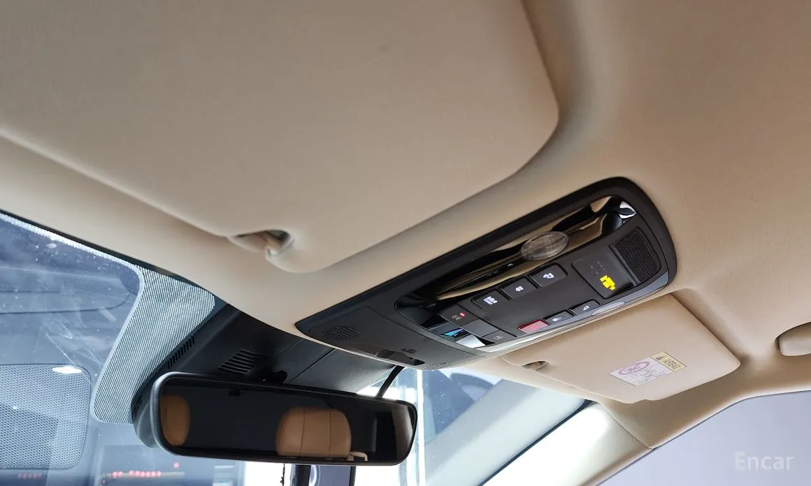 Фото 19 - Kia Carnival