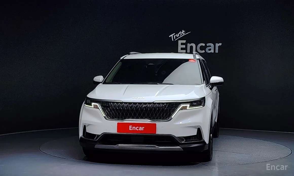 Фото 3 - Kia Carnival