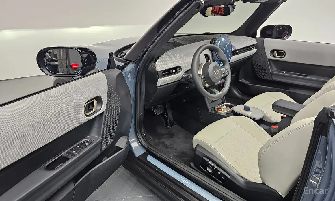 Фото 11 - Mini Cooper Convertible