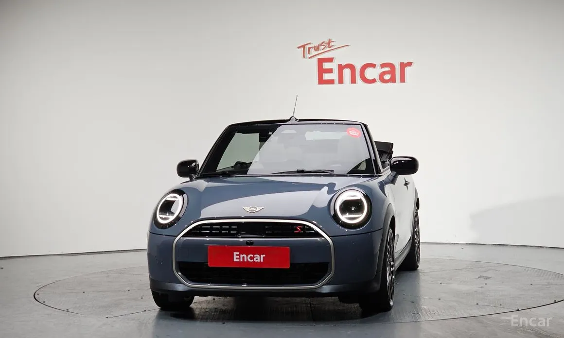 Фото 3 - Mini Cooper Convertible