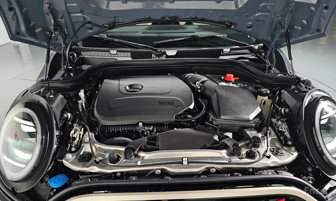 Фото 6 - Mini Cooper Convertible