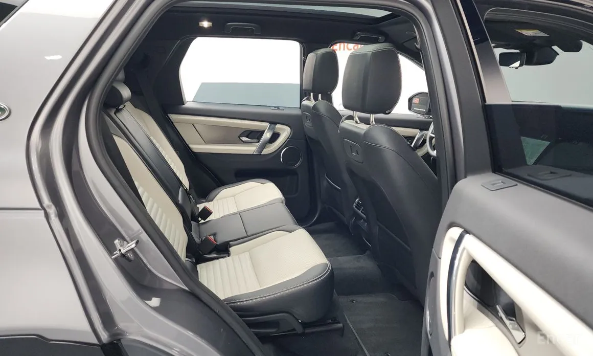 Фото 12 - Land Rover Discovery Sport