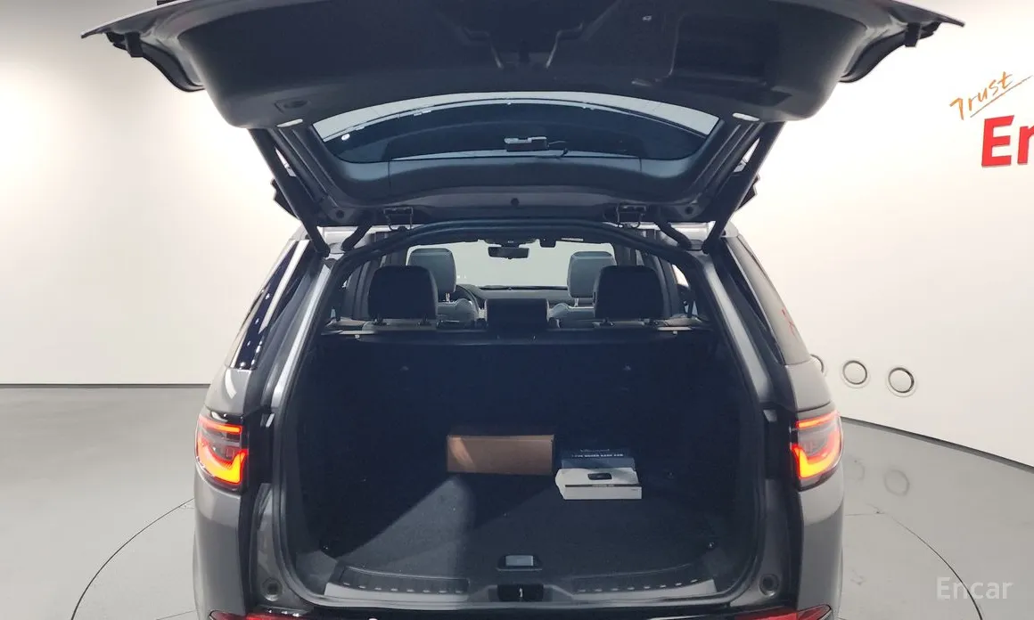 Фото 20 - Land Rover Discovery Sport