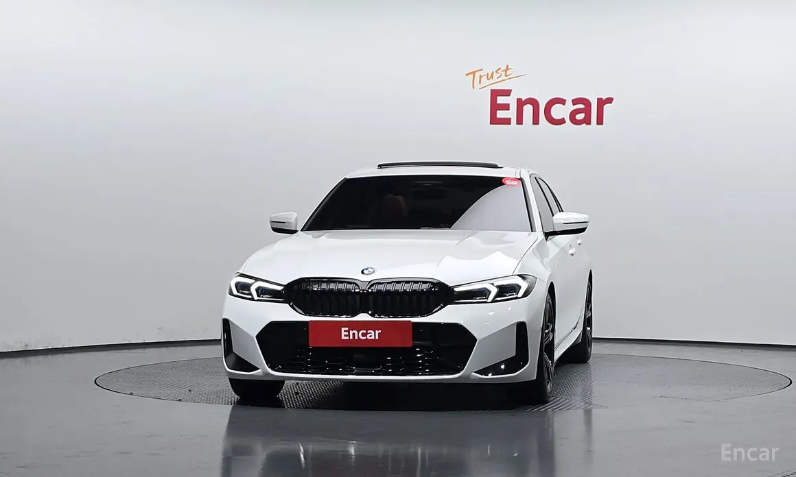 Photo 3 - BMW 3 Series