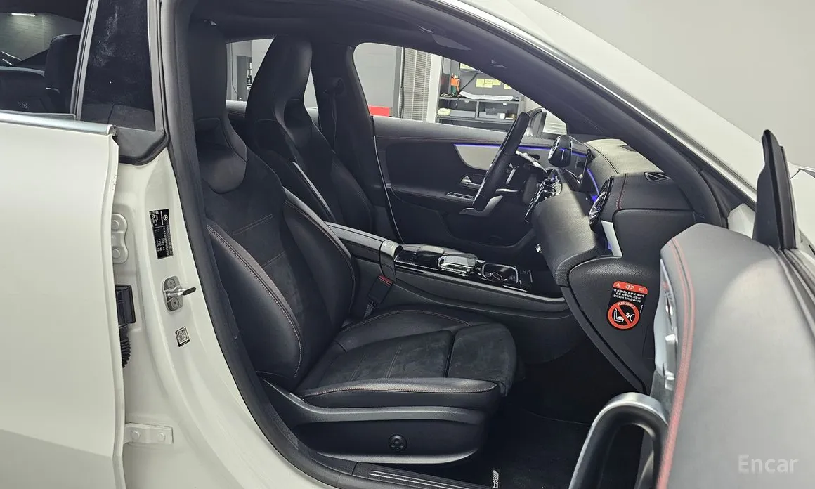 Фото 10 - Mercedes-Benz CLA-Class