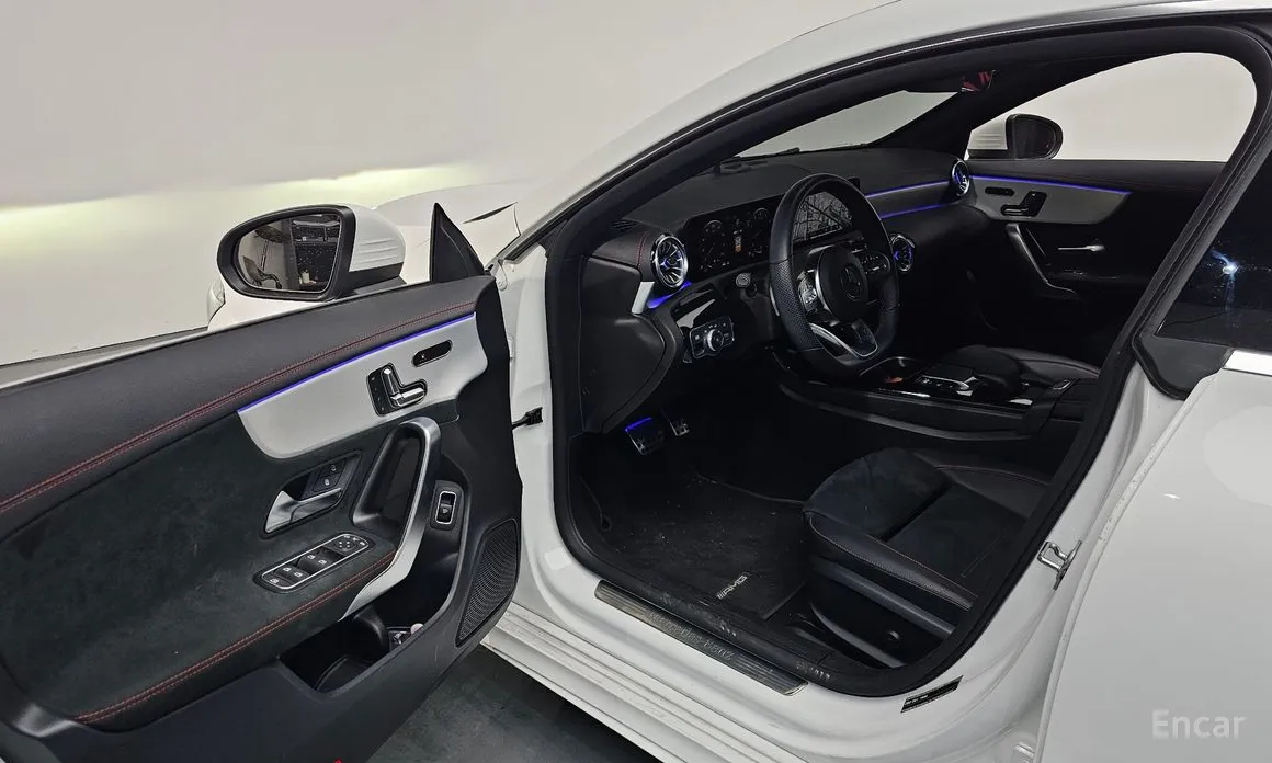 Фото 11 - Mercedes-Benz CLA-Class