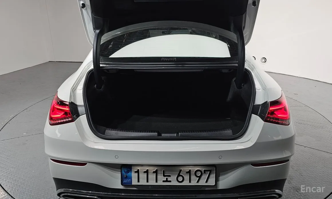 Фото 20 - Mercedes-Benz CLA-Class