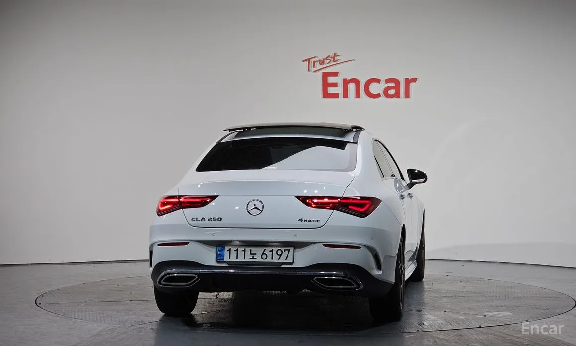 Фото 4 - Mercedes-Benz CLA-Class