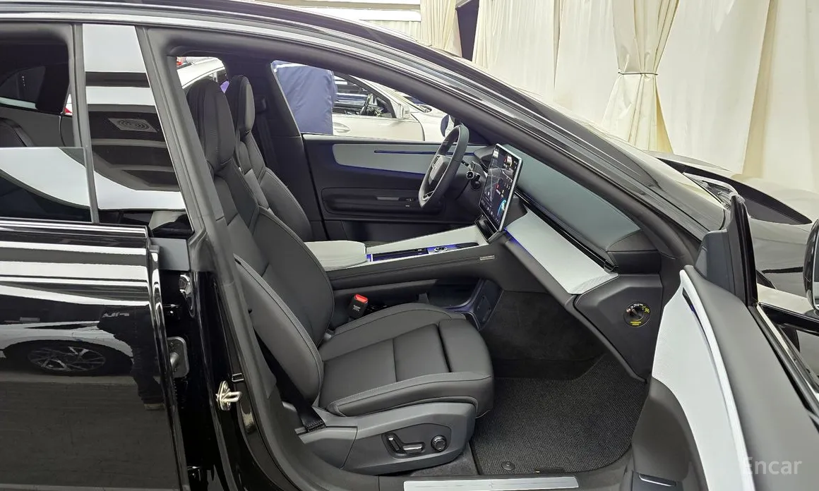 Фото 11 - Polestar 4