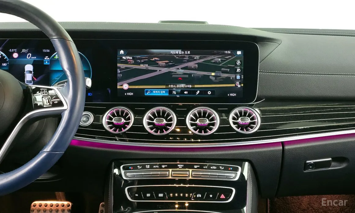 Фото 14 - Mercedes-Benz CLS-Class