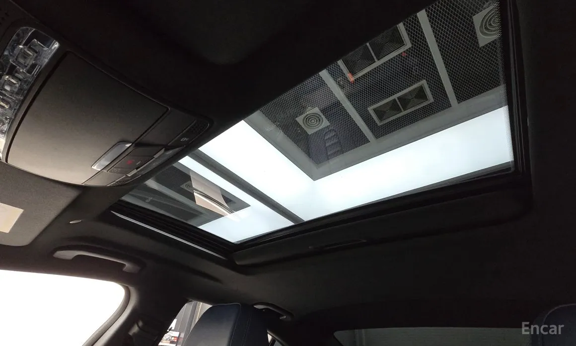 Фото 18 - Mercedes-Benz CLS-Class