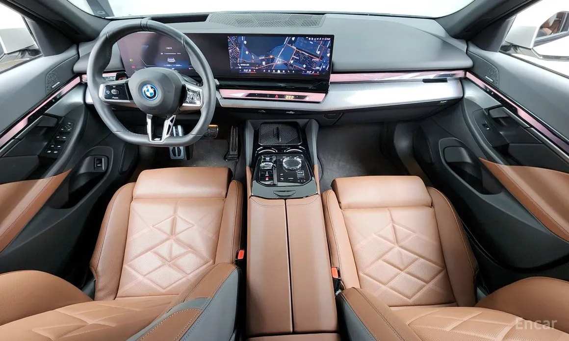 Фото 7 - BMW i5