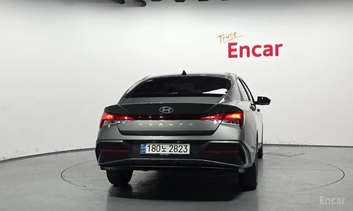 Фото 4 - Hyundai Avante