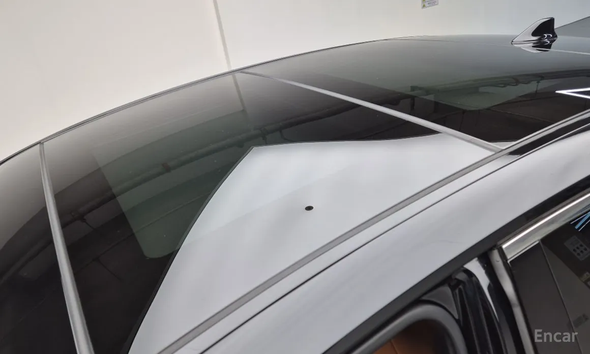 Фото 17 - Toyota Camry