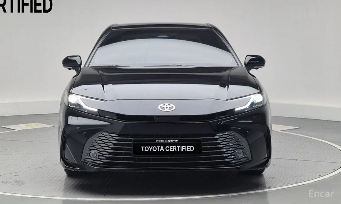 Фото 3 - Toyota Camry
