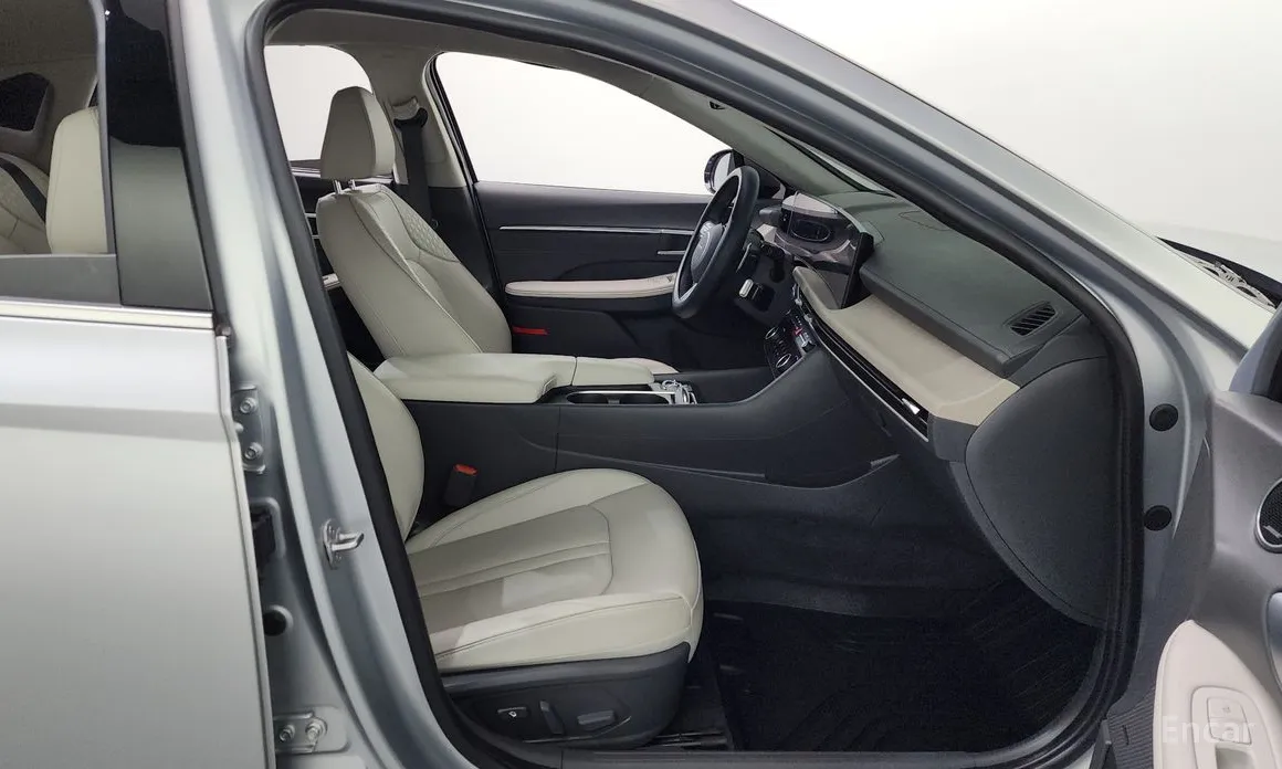 Фото 11 - Hyundai Sonata