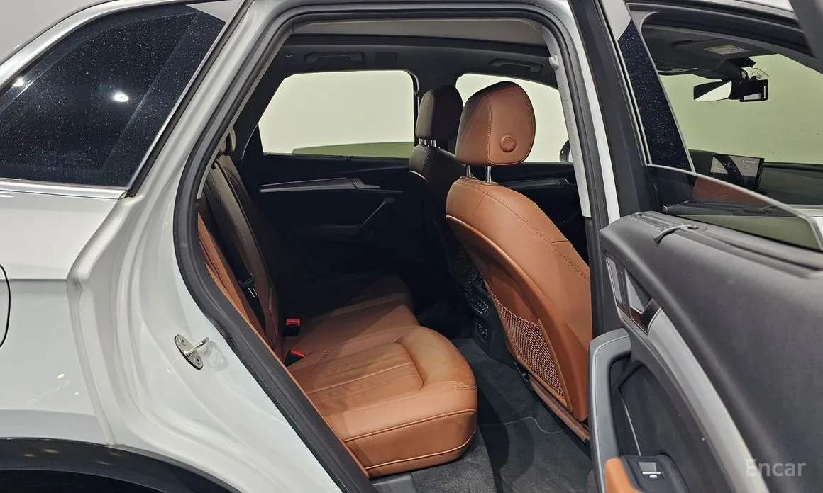 Фото 12 - Audi Q5