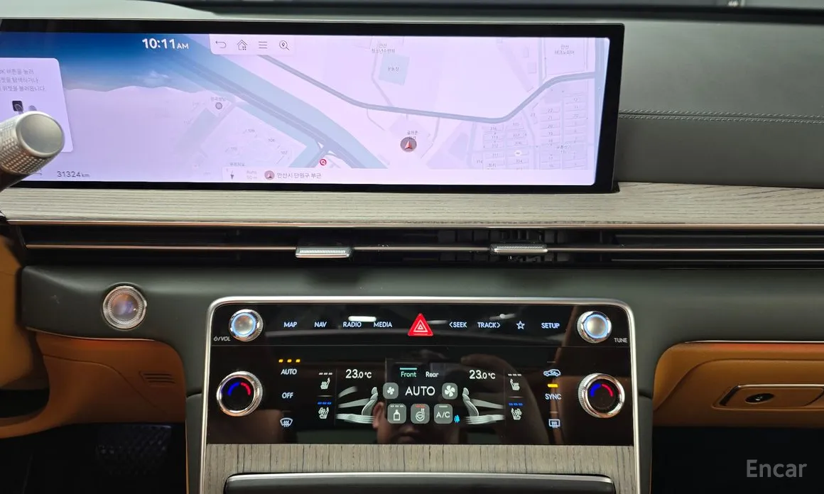 Фото 15 - Genesis GV80