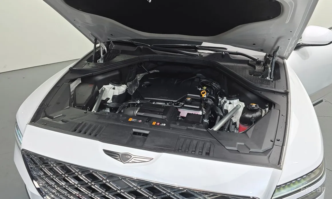 Фото 6 - Genesis GV80