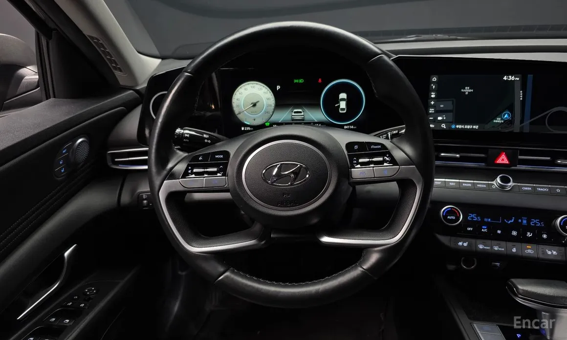 Фото 13 - Hyundai Avante