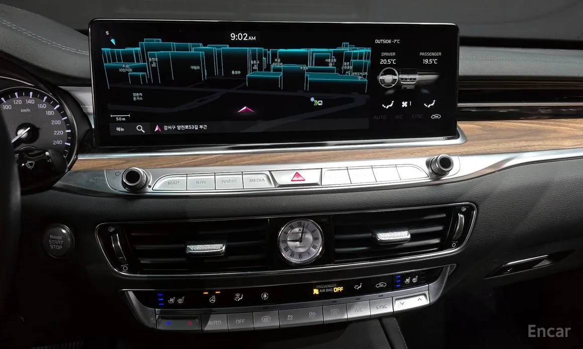 Фото 14 - Kia K9