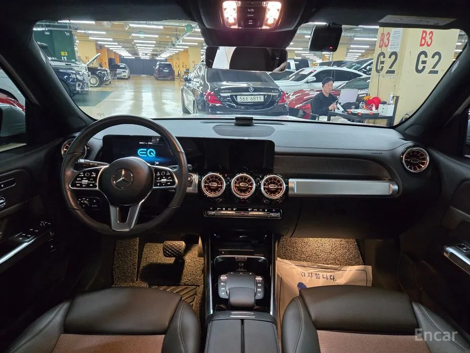 Фото 12 - Mercedes-Benz EQB