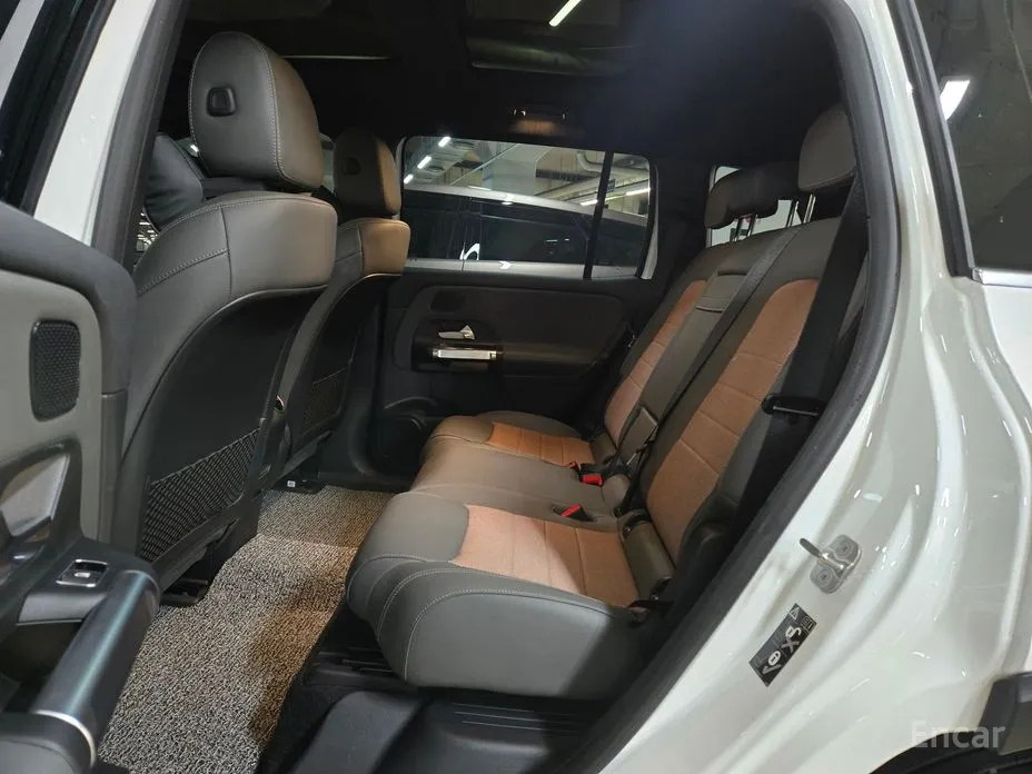 Фото 15 - Mercedes-Benz EQB