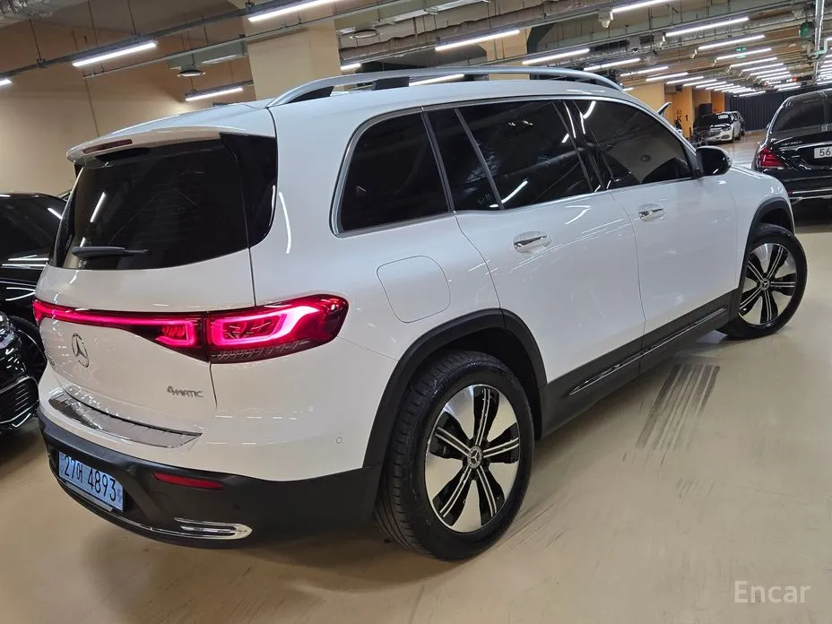 Фото 4 - Mercedes-Benz EQB