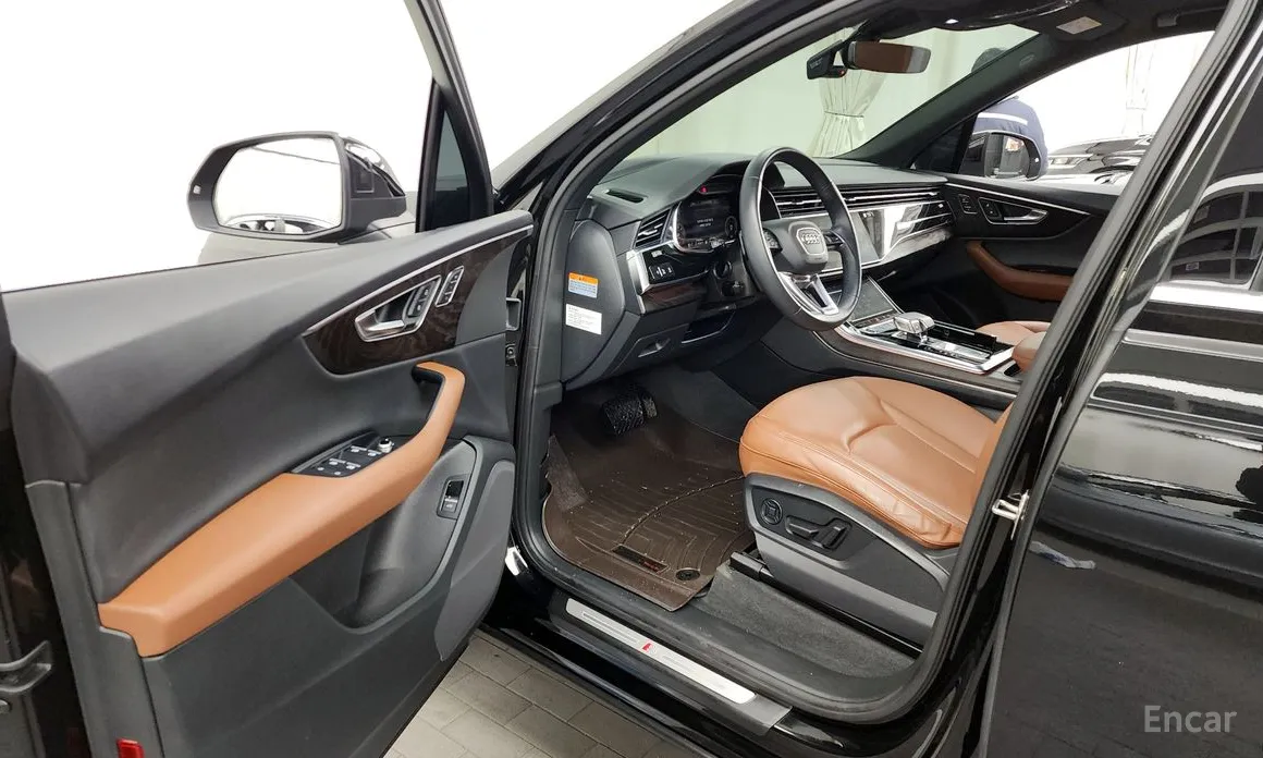 Фото 10 - Audi Q7