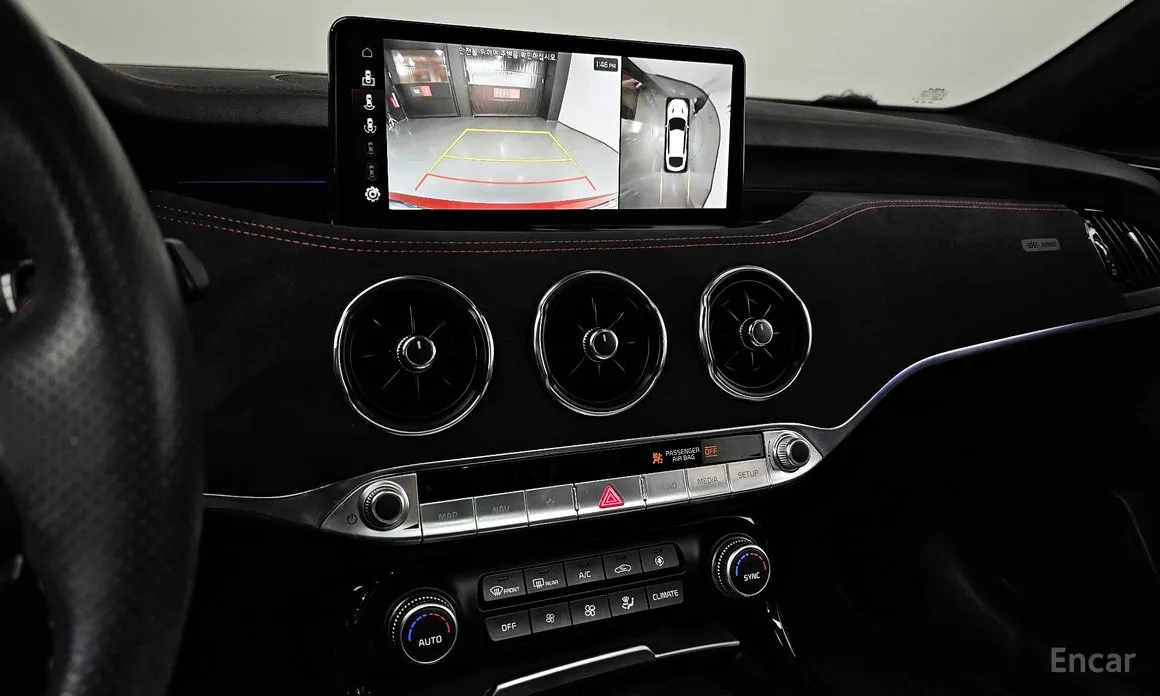 Фото 15 - Kia Stinger