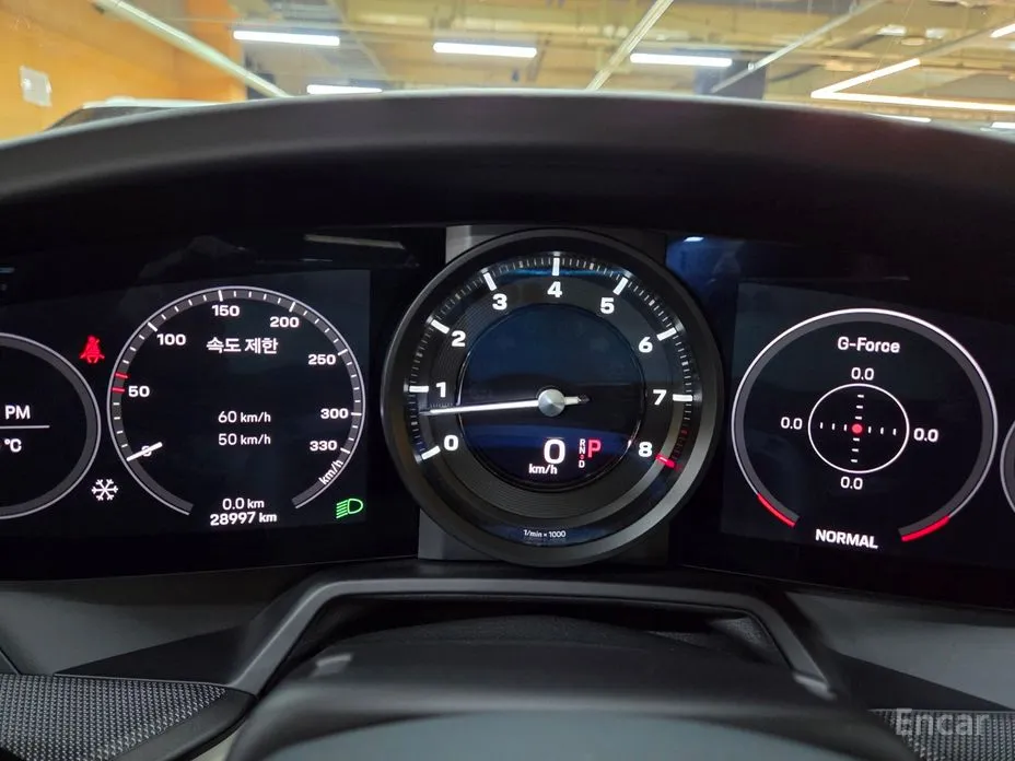 Фото 8 - Porsche 911