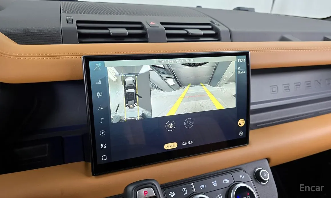 Фото 15 - Land Rover Defender