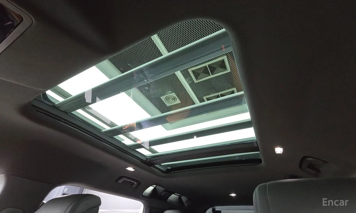 Фото 18 - Land Rover Defender