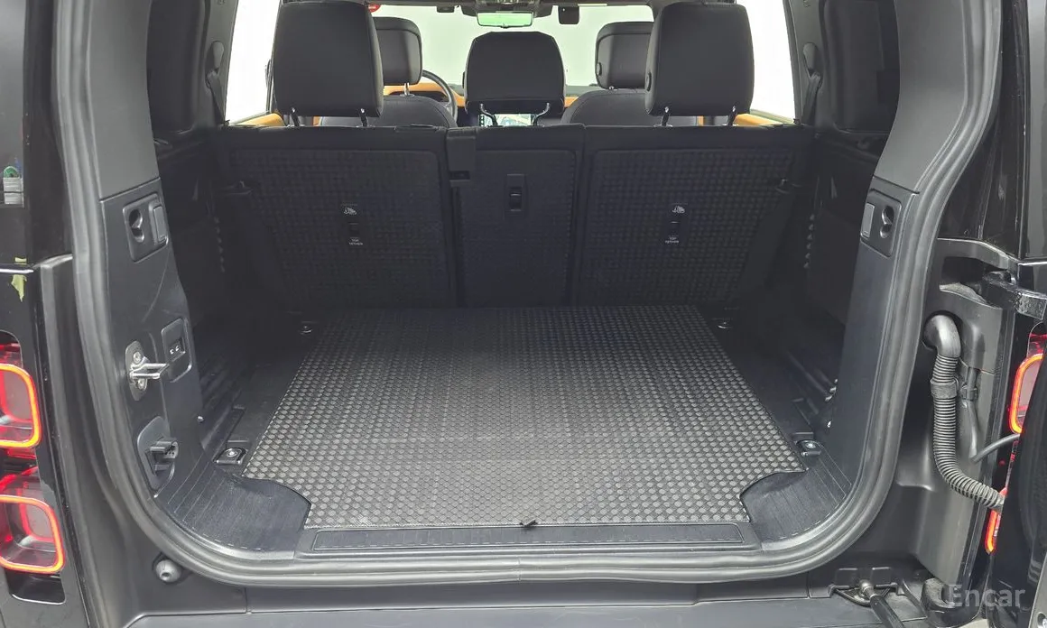 Фото 20 - Land Rover Defender